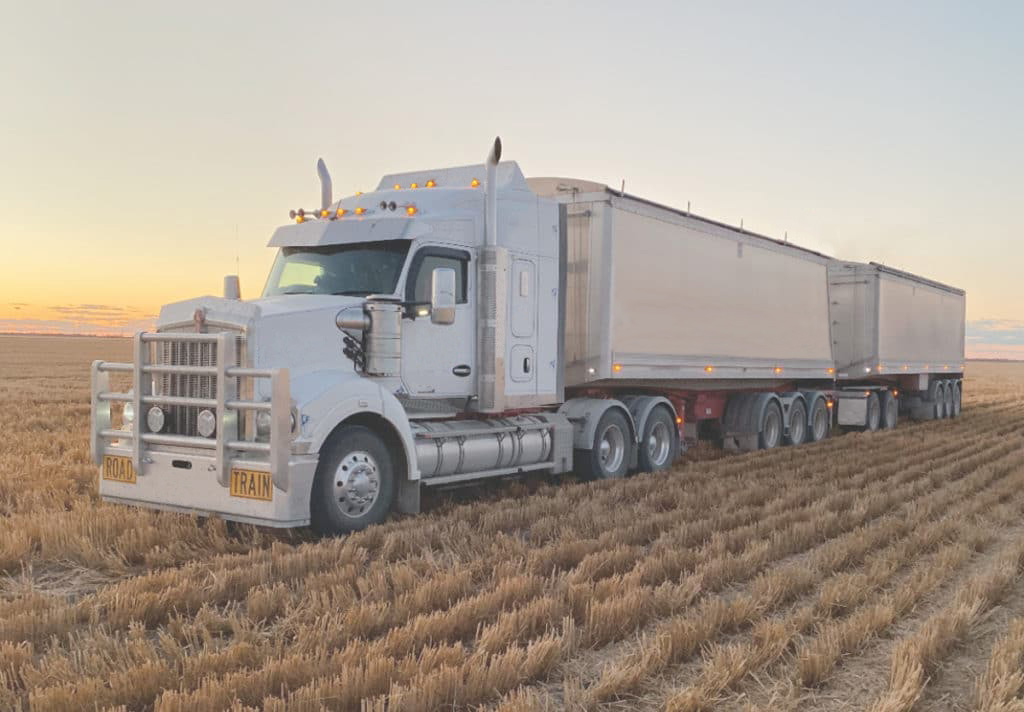 FM Bulk Haulage Transporter Paddock loading in the Mallee